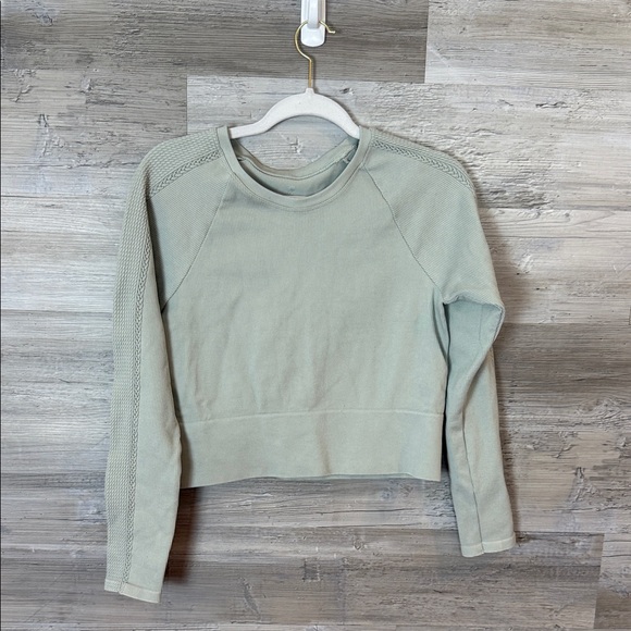 NWOT OFFLINE by Aerie Light Green Women's Sweatshirt - Picture 1 of 3